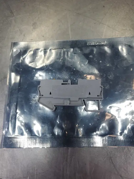 Used Phoenix Contact Typ ST 2,5- QUATTRO Terminal Blocks South Carolina US | Palmetto Automation #1161298