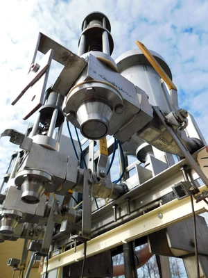 USED FOUR STATION VOLUMETIRIC FILLER FOUR STATION