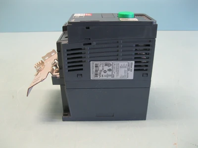USED Schneider Electric ATV320U04N4C