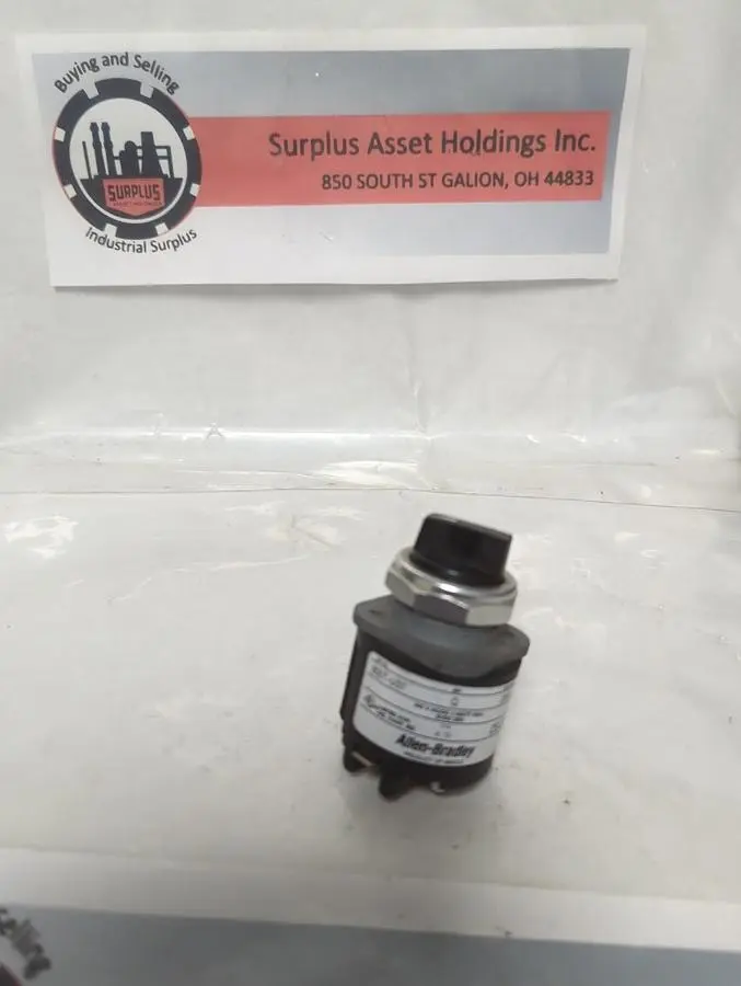 Used ALLEN BRADLEY 800T-U37 Potentiometers Ohio US | Surplus Asset Holdings #1547646