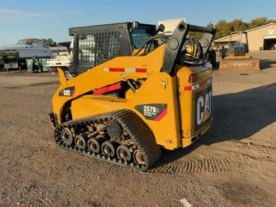 Used 2013 CATERPILLAR 257B3 Compact Track Loaders Michigan US | Miedema Asset Management Group #1579205