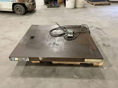 Autoquip 36S25 Hydraulic Lift Table 48″ X 48″ 2500LBS 36″ Max Height