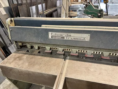 EDWARDS 600 3.25/2500/DD Sheet Metal Shears | CNC Pro Equipment (2)