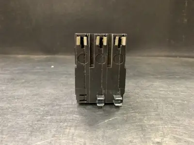 NEW SCHNEIDER ELECTRIC QO340CP