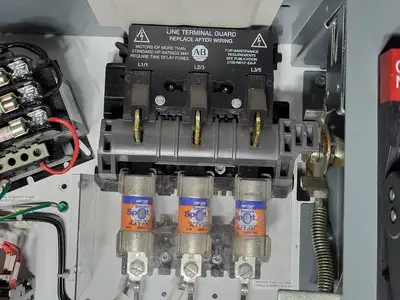 USED ALLEN-BRADLEY 20BE027A0AYNAND0