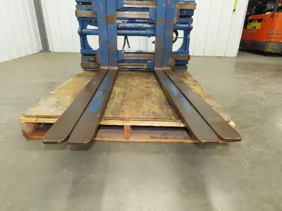 Used RIGHTLINE _UNKNOWN_ Forklift Attachments Indiana US | Arrow Industrial #1408589
