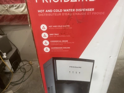Used FRIGIDAIRE HOT AND COLD WATER DISPENSER Beverage Dispensers Michigan US | Miedema Asset Management Group #1322226