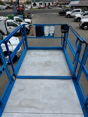Used 2015 GENIE GS-5390 RT Scissor Lifters Utah US | Global Remarketing #1285368