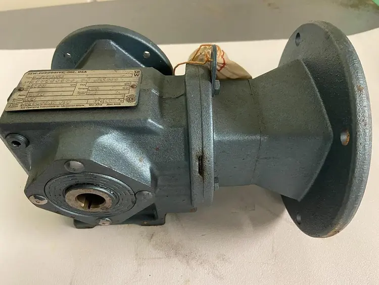 Used SEW-EURODRIVE SAF37AM56 Speed Reducers | Surplus Asset Holdings #1205407