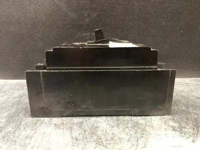 USED SQUARE D Q2L2225