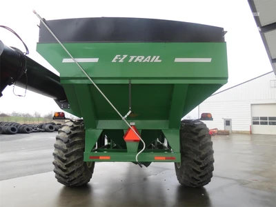Used 2024 E-Z TRAIL 870 Grain Carts Pennsylvania US | Zimmerman Farm Service #1541607