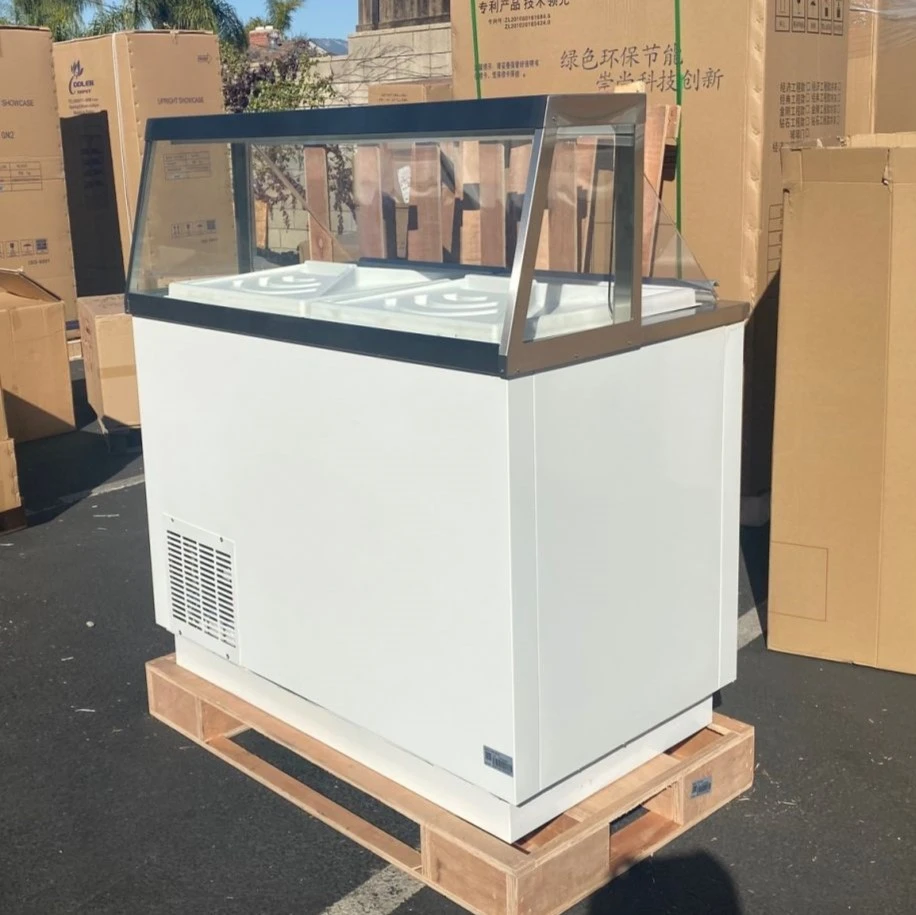 171-0344 4’ Full Service Ice Cream Gelato Freezer Case