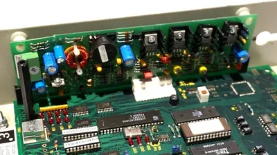 EUROTHERM DRIVES 5720 QUADRALOC PREC CONTROLLER 5720/00/000/00/0000000/1000