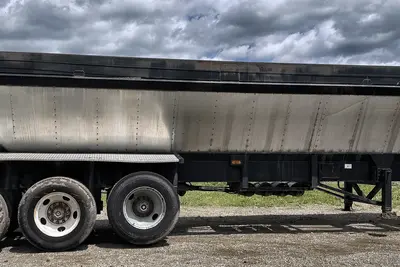 Used 2002 RED RIVER LB334 Dump Trailers Indiana US | Proxy Equipment #1385179