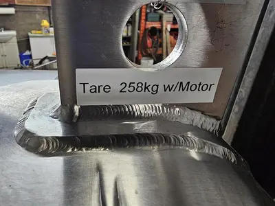 Used 250 Gallon Tank (Reactor), 316 Stainless Steel, With Air Mixer