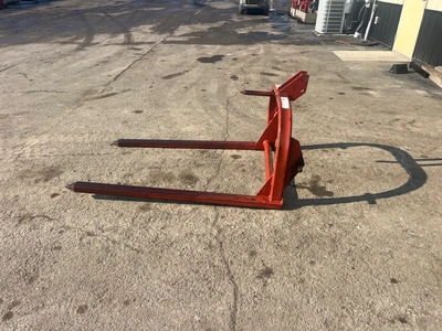 3 PT HITCH Bale Lift Hay Hauler | County Equipment Company LLC (4)