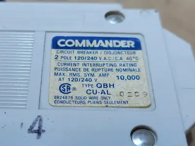 Used COMMANDER QBH215 Switchgears British Columbia CA | Lenmark #1438592