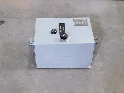 DIL-00b-40/40/z0/k Starter Control Panel