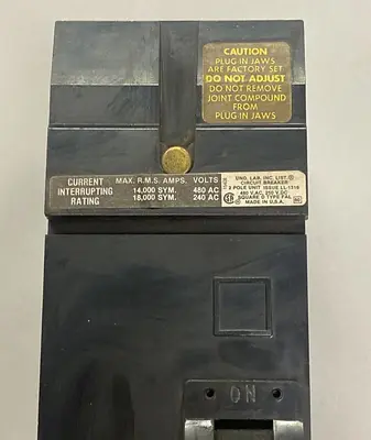 Used SQUARE D FA24020AB Circuit Breakers | Surplus Asset Holdings #1189084