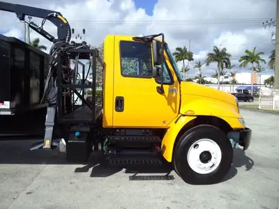 Used 2019 INTERNATIONAL _UNKNOWN_ Garbage trucks Florida US | TLC Truck & Equipment #1568935