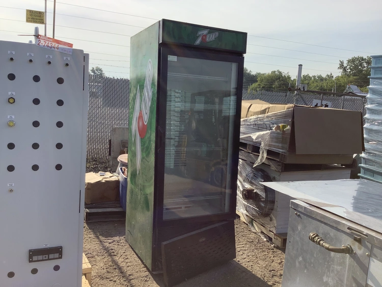 Used 7 UP CARRIER MC750-1-B/ Display Refrigerators Michigan US | Miedema Asset Management Group #1311655