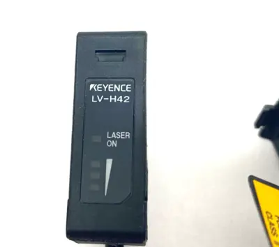 USED KEYENCE LONG DISTANCE AREA-TYPE REFLECTIVE LASER SENSOR