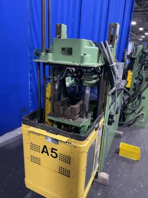 USED 1997 ARBURG 221 M 35075 U