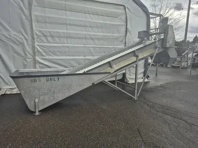 Incline Conveyor with Dip Tank