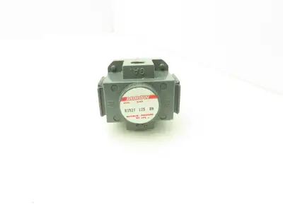 Arrow R352T Pneumatic Air Line Regulator 1/4" NPT 125psi Series R35 Lot of 6