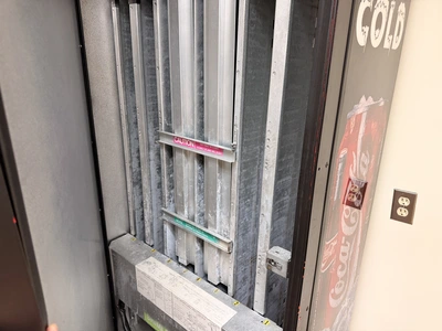 Used DIXIE - NARCO 1200 SODA / POP MACHINE CAN DISPENSER Vending Machines Michigan US | Miedema Asset Management Group #1320787