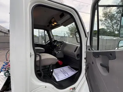 Used 2019 FREIGHTLINER M2 Carhaulers Florida US | Truck and Van Outlet #1509219