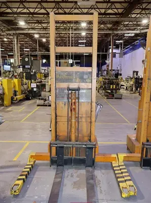 USED ROL-LIFT PSF25S