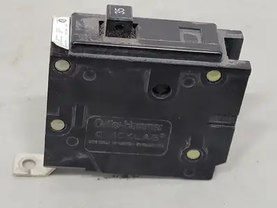 USED CUTLER-HAMMER BA135