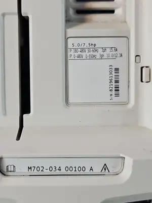 Nidec Unidrive M702 034 00100 A AC Drive 5.0/7.5 Hp 380-480V (BIN315)