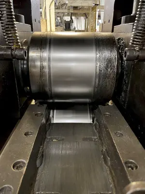 USED I2S I2S 2 HI ROLLING MILLROLL DIMENSIONS .................... 10" DIA X 12" FACE