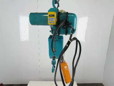 Hyundai HC-H025 0.25 1/4 Ton 500 Lbs 12' Lift 8.7m/min 220V Electric Chain Hoist