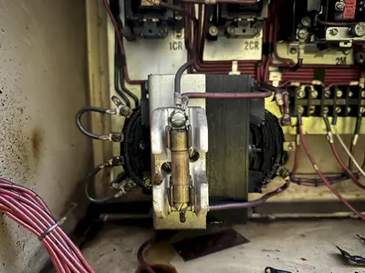 72" X 72" GIDDINGS & LEWIS (G&L) T-SLOTTED POWERED ROTARY TABLE W/ 72" POWERED INFEED SLIDE: STOCK #19731