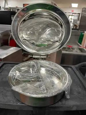 New | in-Stock Steelite New Haber & Son Steelite Stainless Round Induction Chafer 2.0 Gal with Hinged Lid Smallwares Illinois US | Falcon Restaurant Supply #1375897