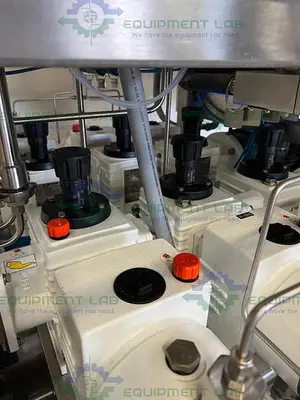 USED VARIAN CHROMATOGRAPHY CONTROL SKID W/ 2.4 HP DUAL HEAD PUMP, 2.4 HP HEAT PUMPS