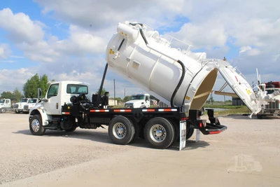 Used 2020 INTERNATIONAL MV Septic/Sewer/Vacuum Trucks Texas US | Roll Off Truck World #1491806