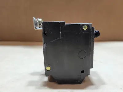 Used GENERAL ELECTRIC THHQB230 Switchgears British Columbia CA | Lenmark #1438603