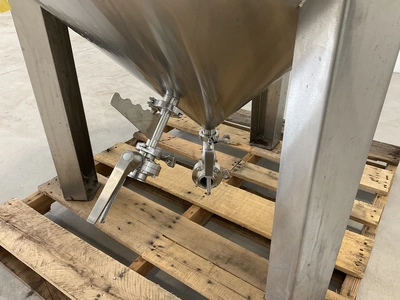 Used PSYCHO BREW JACKETED CONICAL FERMENTER/UNITANK 10BBL Dish & Cone Bottom Tanks Michigan US | Miedema Asset Management Group #1580147