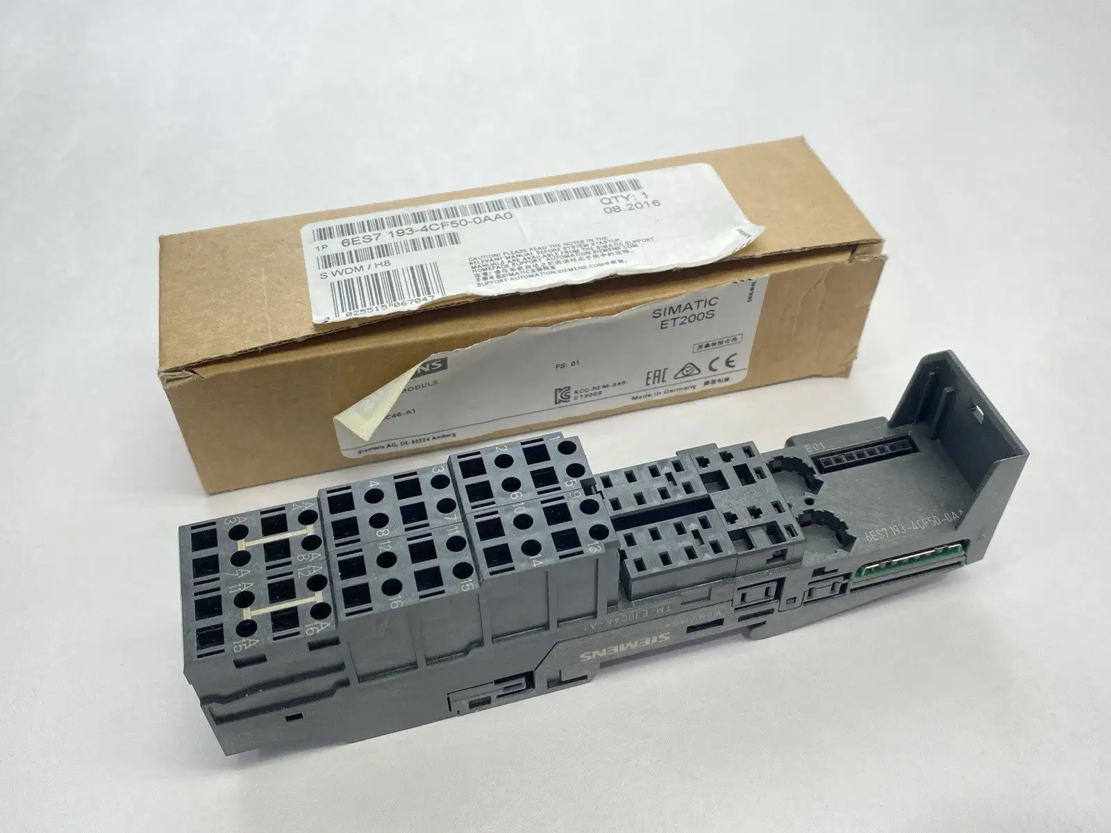 New | in-Stock Siemens SIMATIC DP ET 200S Terminal Module TM-E30C46-A1 PLC Input & Output Michigan US | Maverick Industrial Sales #1395457