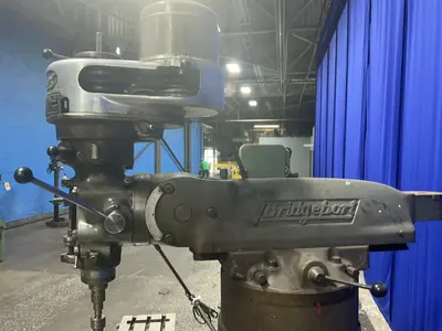 Used BRIDGEPORT 106133 Vertical Mills Ohio US | HGR 24 #1437863