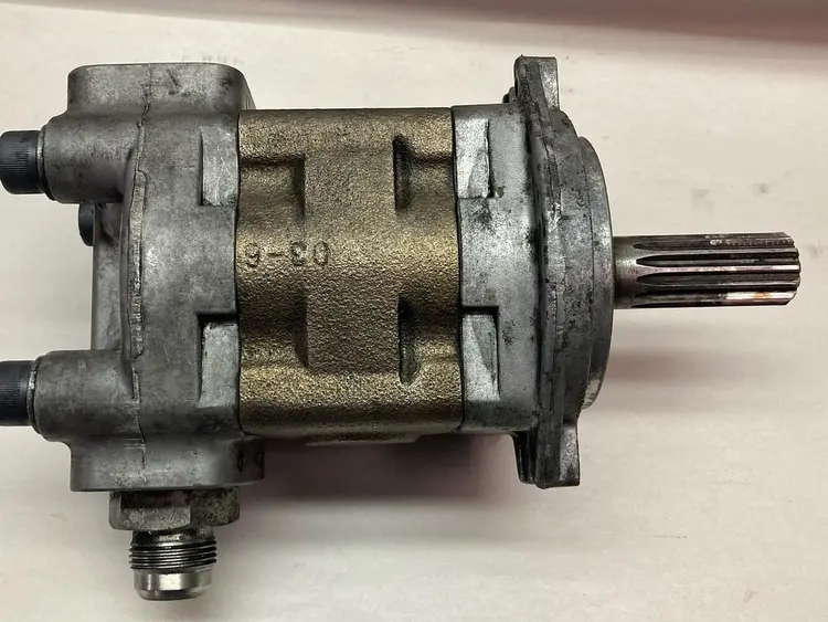 Used SHIMADZU SGP2-40L560 Hydraulic Pumps Ohio US | Surplus Asset Holdings #1226067