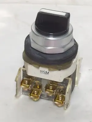 Used ALLEN-BRADLEY 800T-J2 Relays & Switches Ohio US | Surplus Asset Holdings #1578892