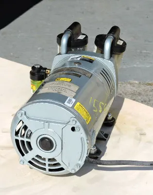 USED GAST VACUUM PUMP 0523-U3-G582DX