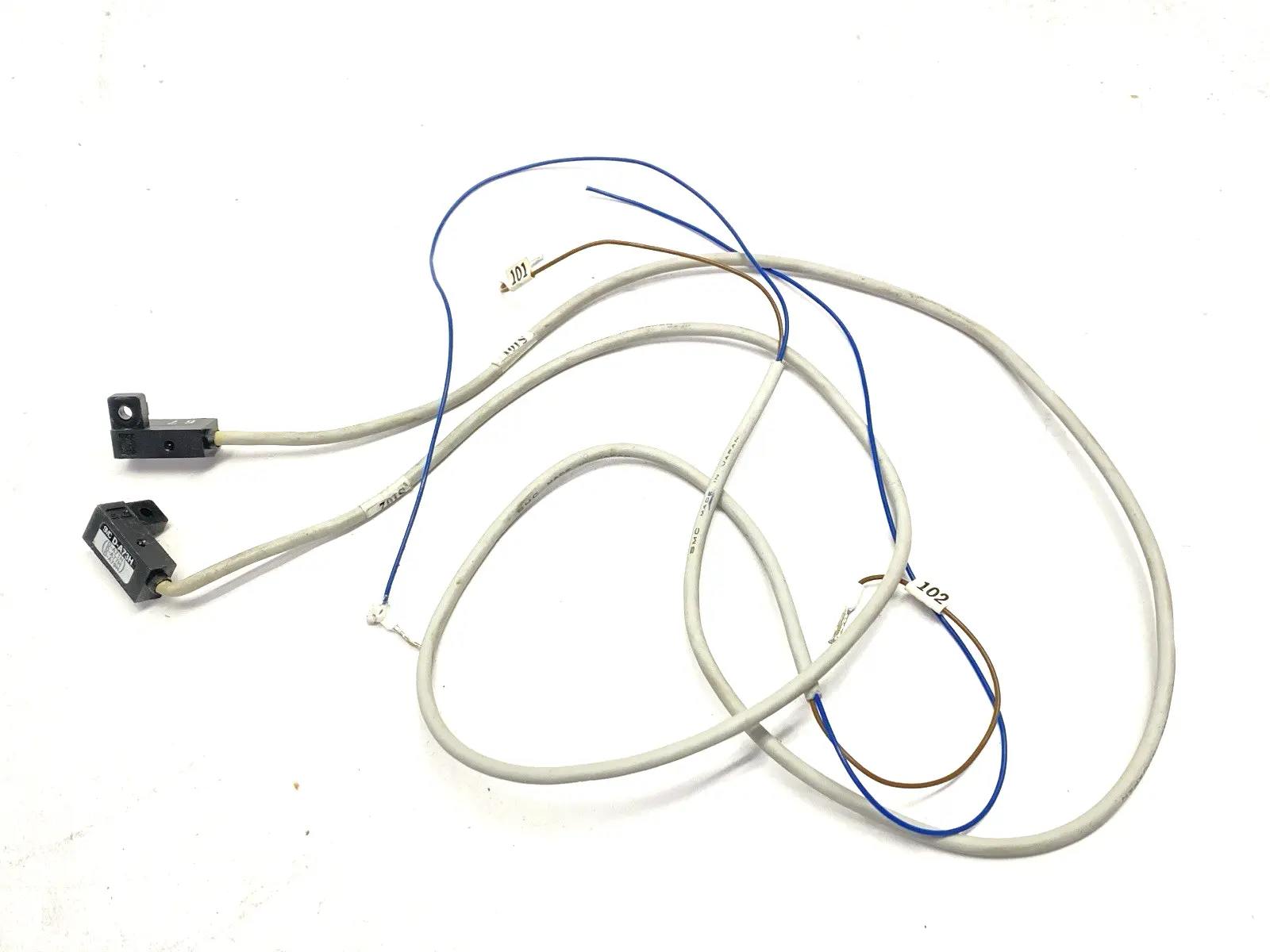 USED SMC PNEUMATIC CYLINDER REED SENSOR SWITCH LOT OF 2