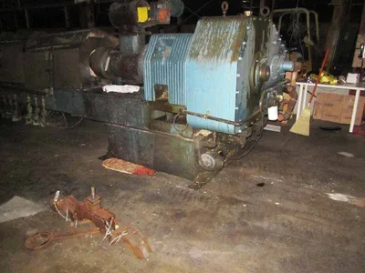 GLOUCESTER ENGINEERING CO 6" 30:1 EXTRUDER Extruders, High Boy 6- | Mark One Machinery (3)