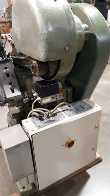 Used HILGELAND TR-3 Thread Rollers New York US | Barbarotto Int'l Sales Corp #1333346